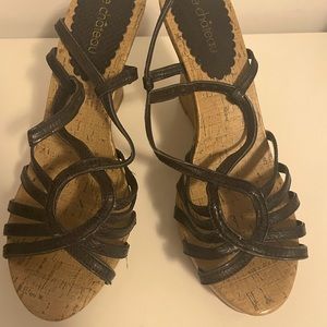 Le Chateau cork platform sandals with chocolate brown lacing